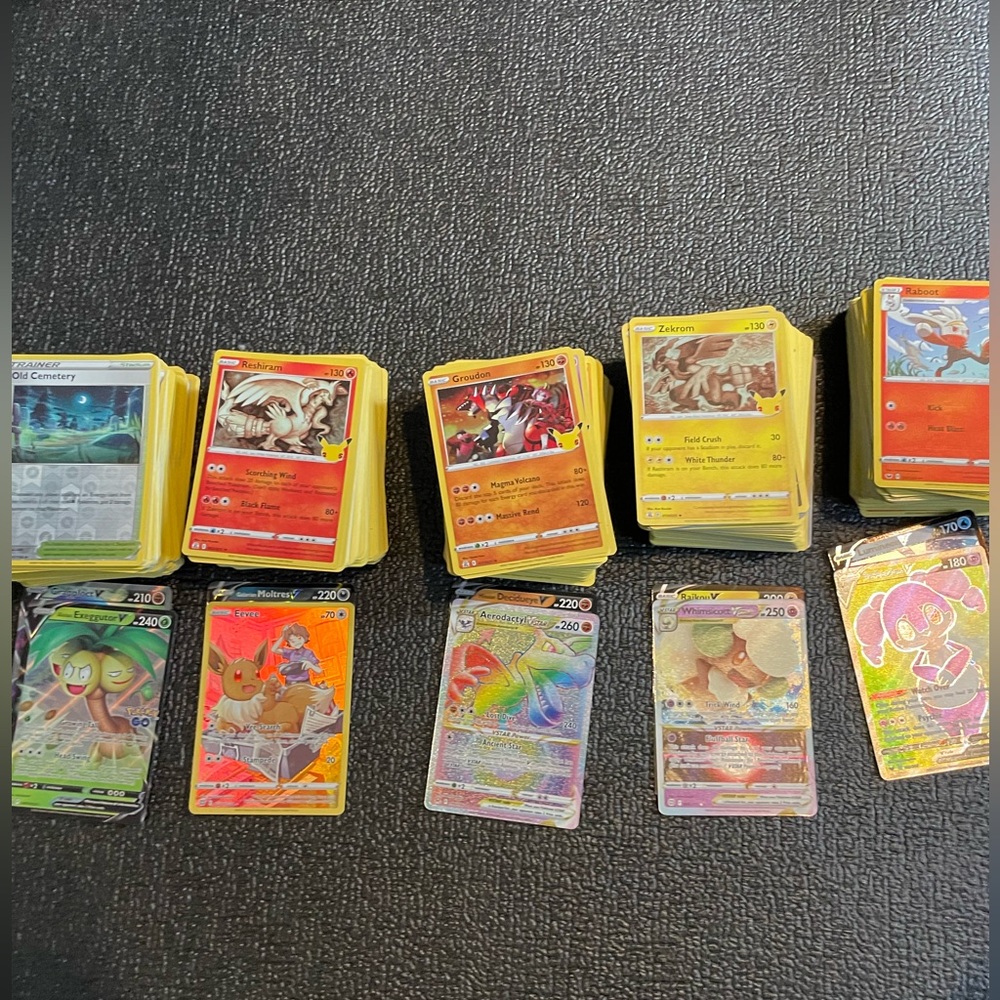 1 Left!!! 100+ Pokémon Card Bundle w/ Guaranteed Ultra Rares-read description!! - Picture 2 of 4